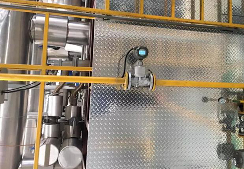 氮?dú)庥嬃勘憩F(xiàn)場安裝使用圖